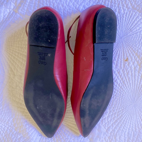 Gap Red Pointed Ballet Flats - Picture 2 of 5